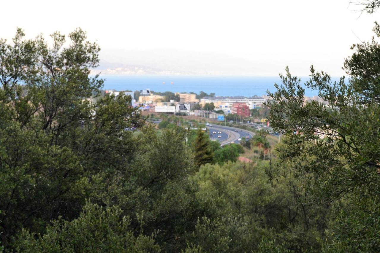Suite Estudio Montana Torremolinos Exterior photo